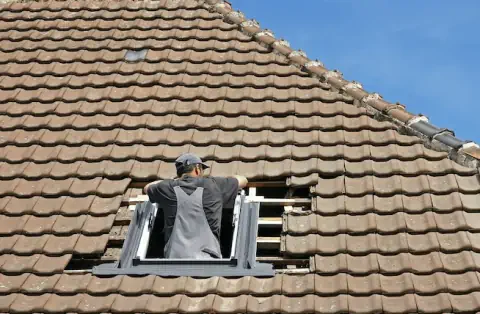 Pose de velux - Rochegude